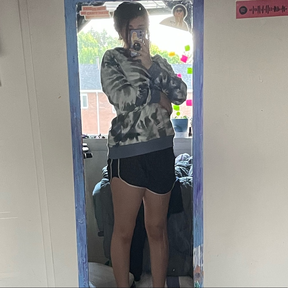 No Boundaries Mens Size Small Tie Dye Blue And Green Hoodie